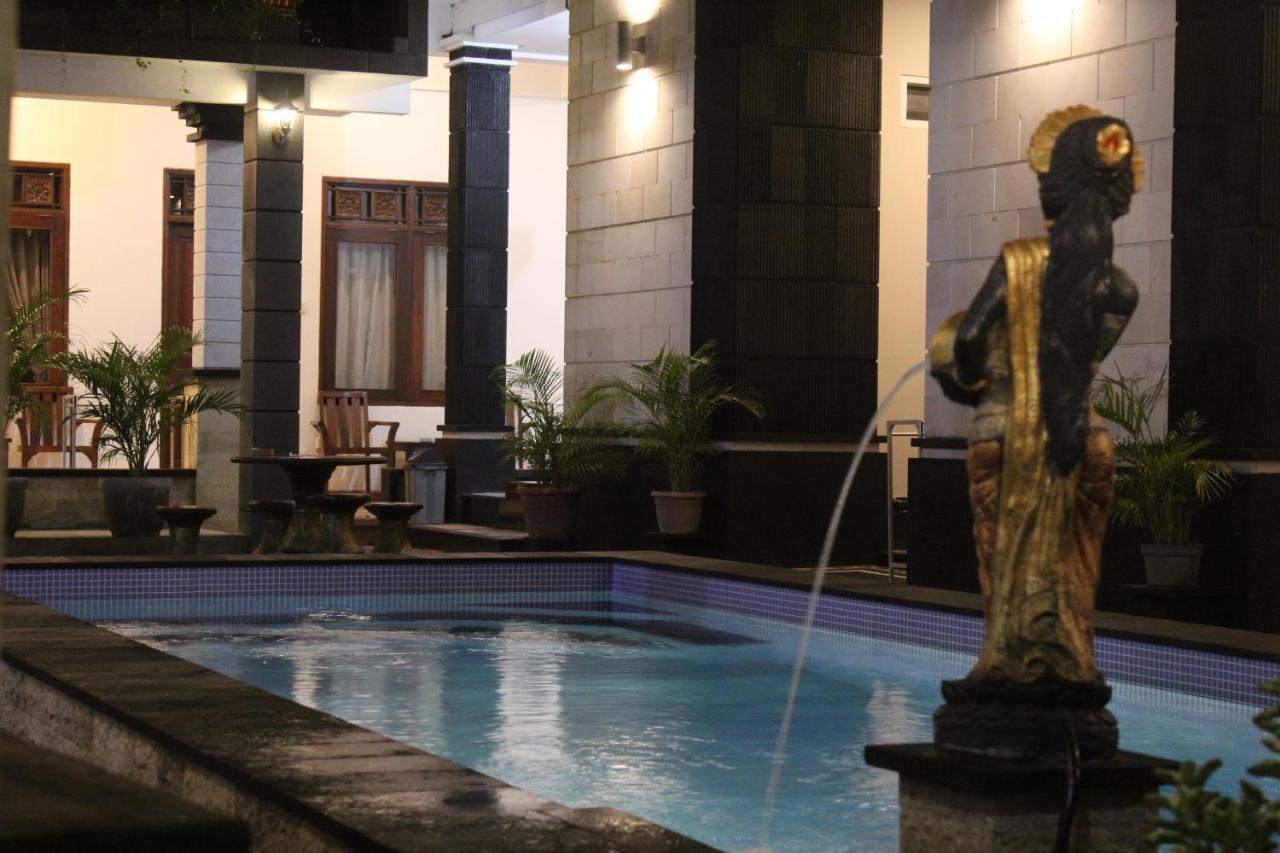 New Asta Graha Guesthouse Jimbaran Dış mekan fotoğraf